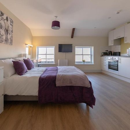 Isabella House - Hereford City Centre Aparthotel, By Rentmyhouse Eksteriør bilde